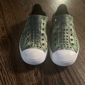 Skechers Green and White Sneakers with Canvas Upper and Rubber Sole